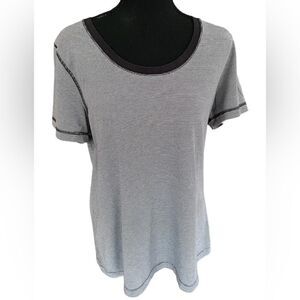 Land’s End round neck black/ white striped tee size L